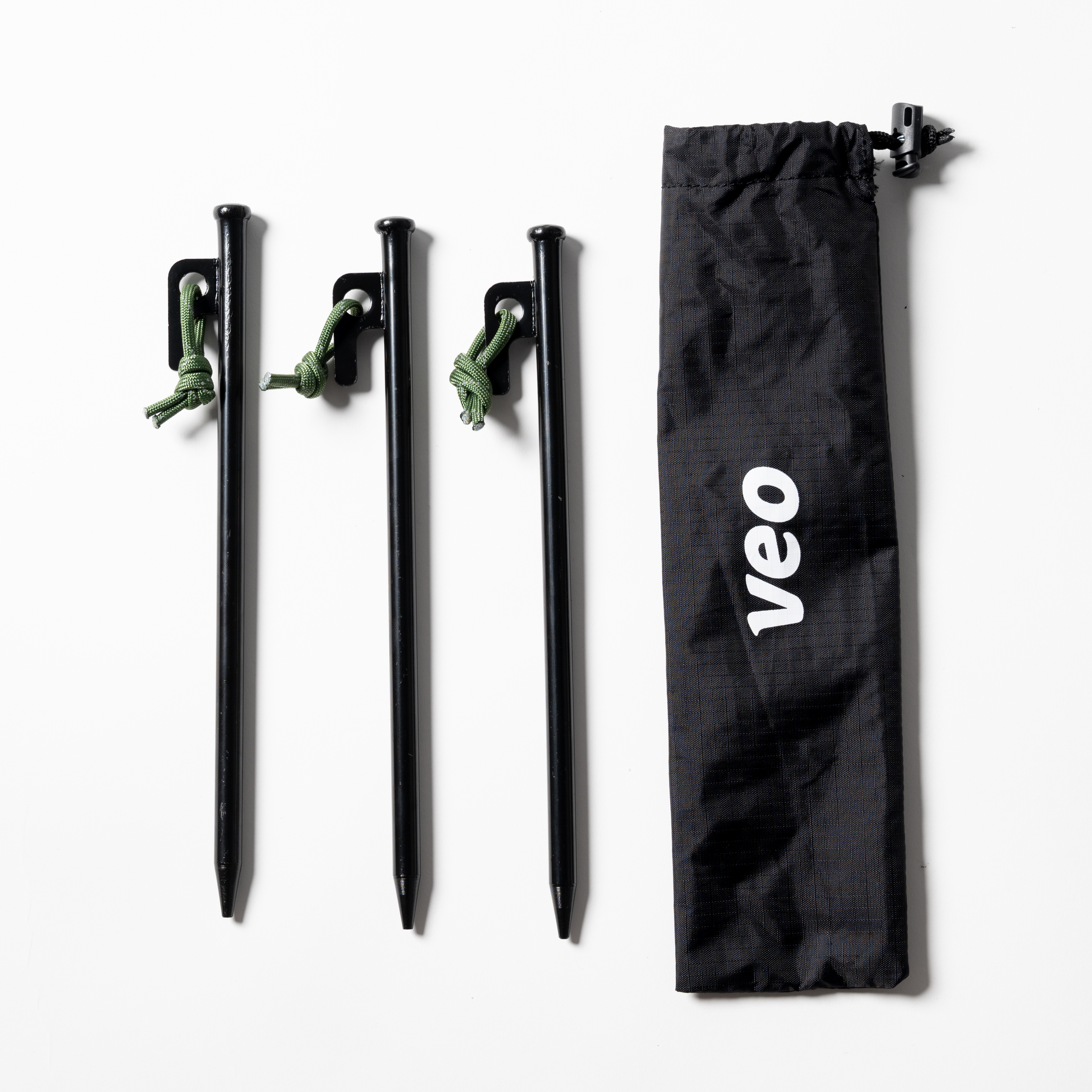 Metal pegs.jpeg