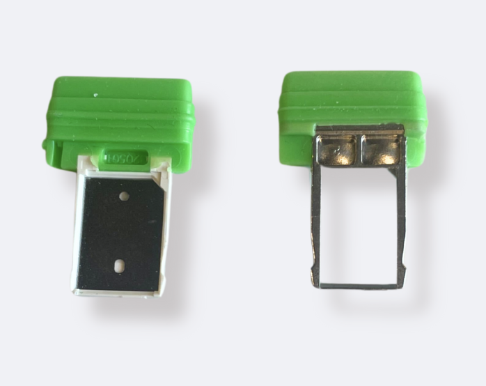 Picture showing the two sim tray models side to side for comparison.png