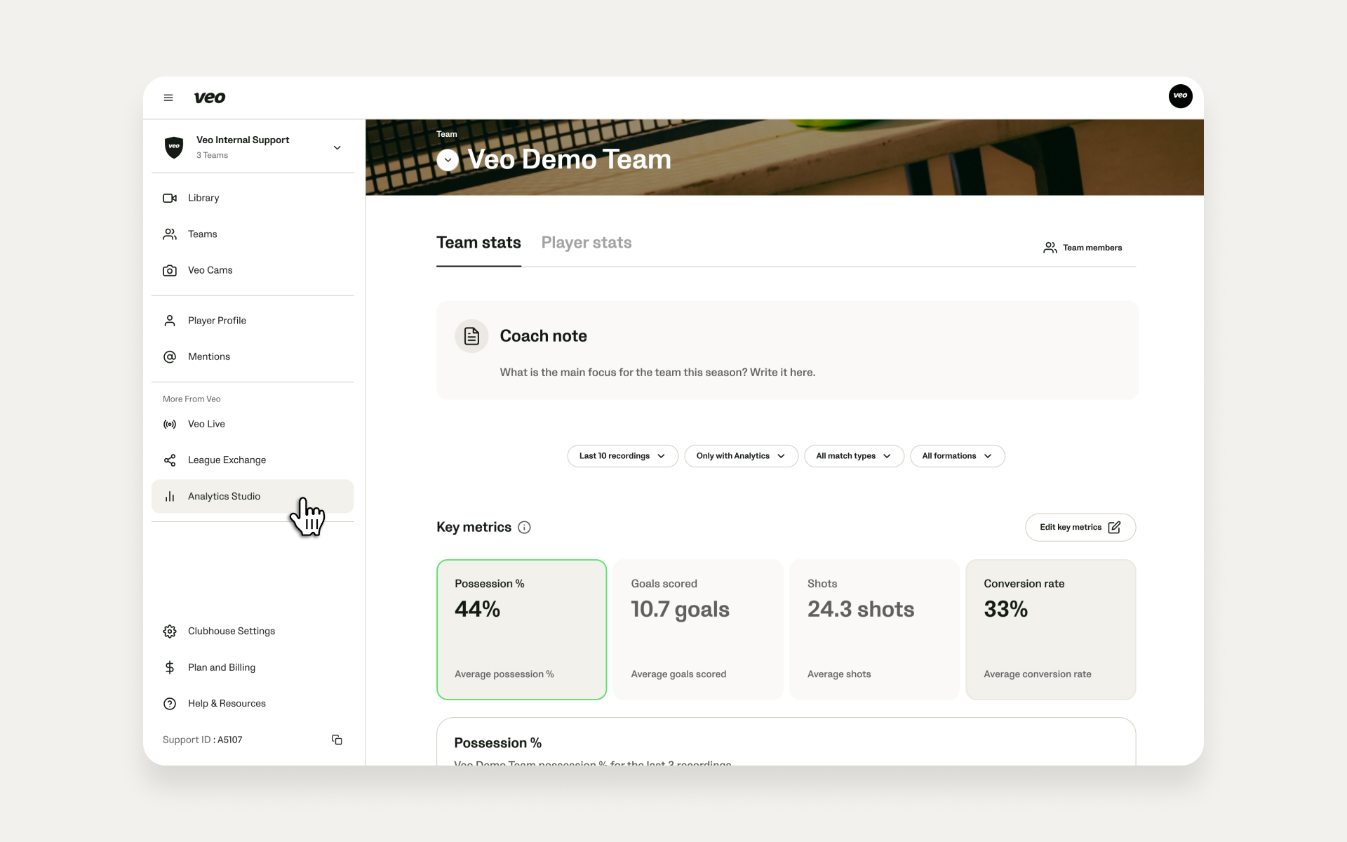 Accede a Analytics Studio desde el menú izquierdo